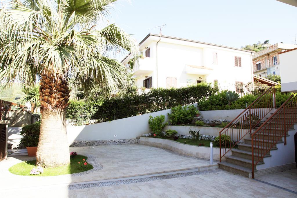 B&B Il Quadrifoglio โตรเปอา ภายนอก รูปภาพ